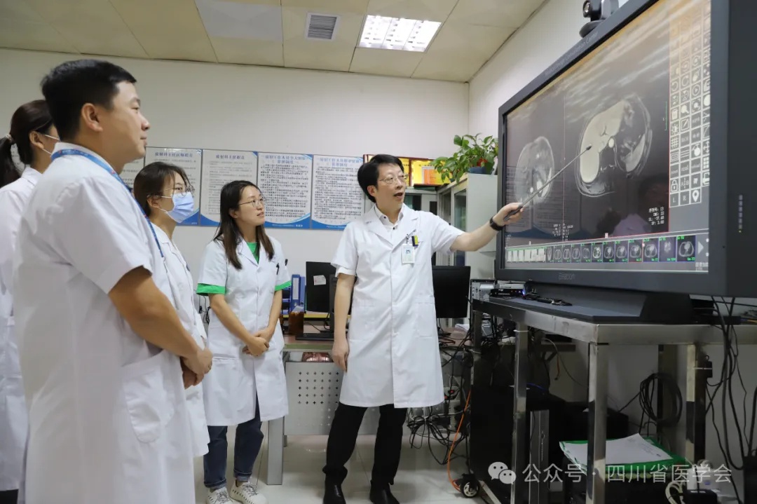 宋彬教授临床教学与工作场景